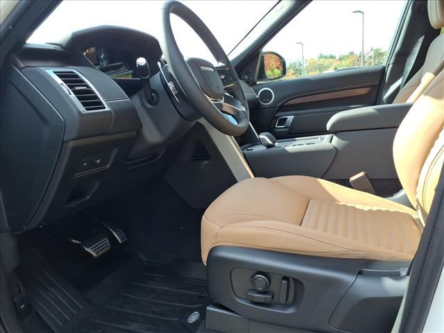 new 2026 Land Rover Discovery car, priced at $70,415