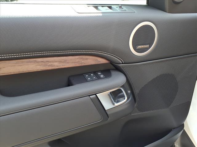 new 2026 Land Rover Discovery car, priced at $70,415