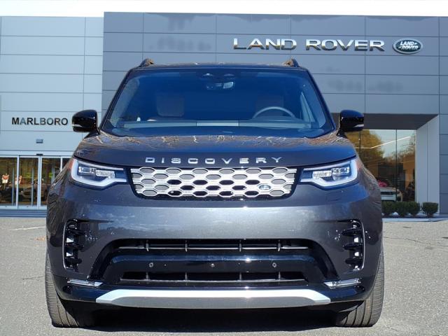 new 2026 Land Rover Discovery car, priced at $77,565