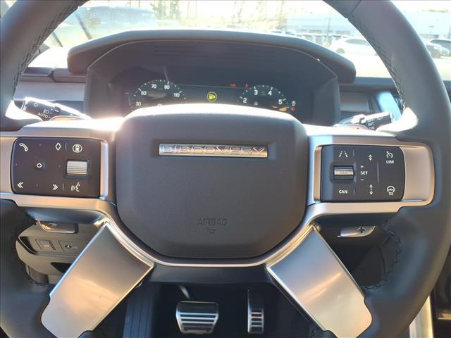 new 2026 Land Rover Discovery car, priced at $77,565