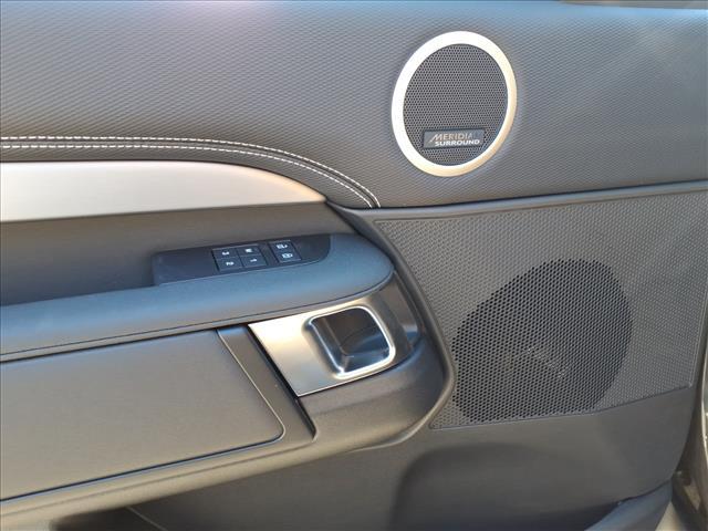 new 2026 Land Rover Discovery car, priced at $77,565