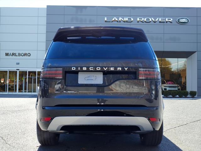 new 2026 Land Rover Discovery car, priced at $77,565