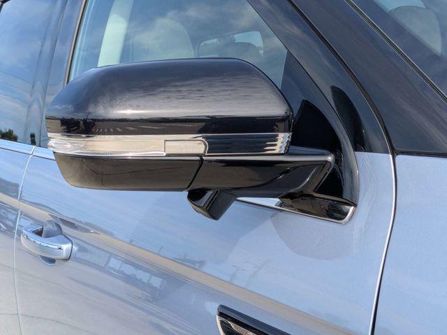 used 2024 Lincoln Navigator car, priced at $81,454