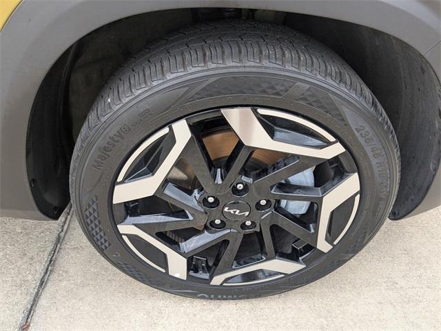 used 2024 Kia Seltos car, priced at $22,454