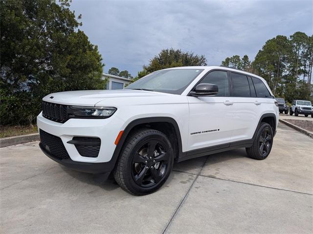used 2023 Jeep Grand Cherokee car, priced at $24,954