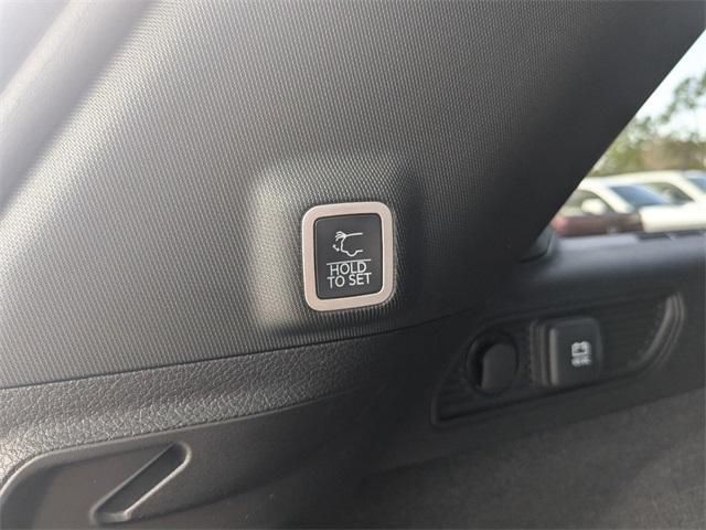 new 2025 Jeep Grand Cherokee car, priced at $64,533