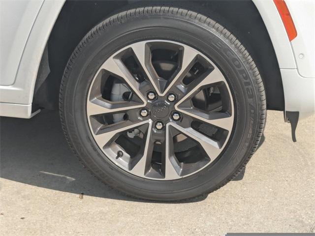 new 2025 Jeep Grand Cherokee car, priced at $64,533