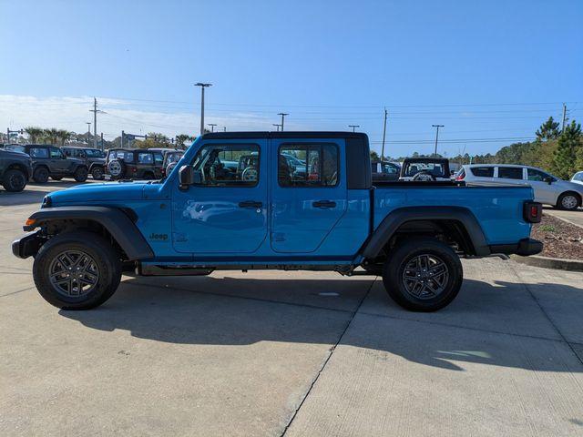 new 2026 Jeep Gladiator car, priced at $44,072