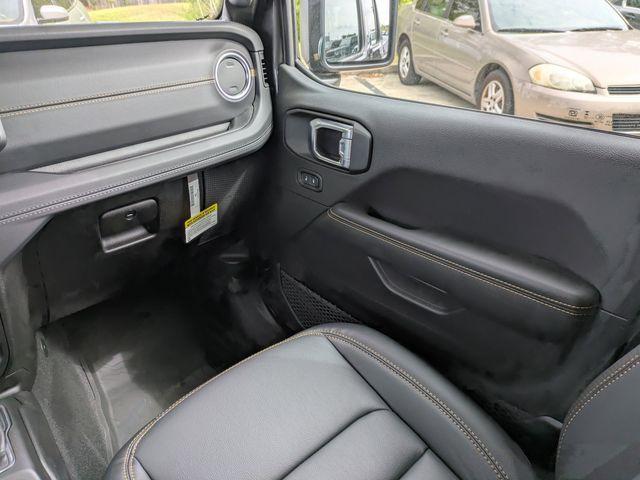 new 2026 Jeep Gladiator car, priced at $50,998