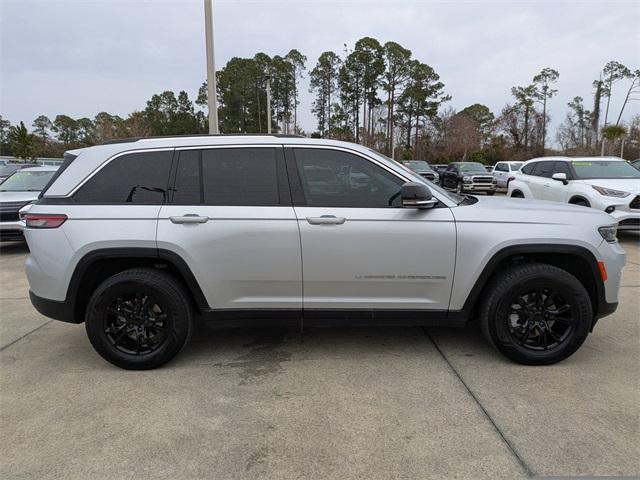 used 2022 Jeep Grand Cherokee car, priced at $22,454