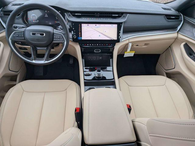 new 2026 Jeep Grand Cherokee car, priced at $47,223