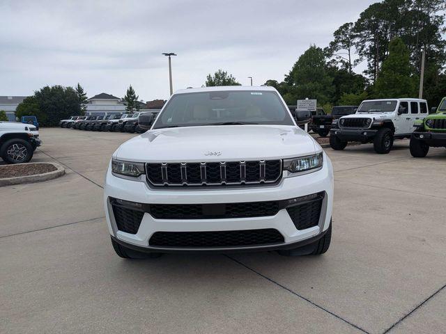 new 2026 Jeep Grand Cherokee car, priced at $47,223