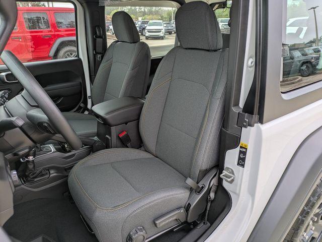 new 2026 Jeep Wrangler car, priced at $39,850