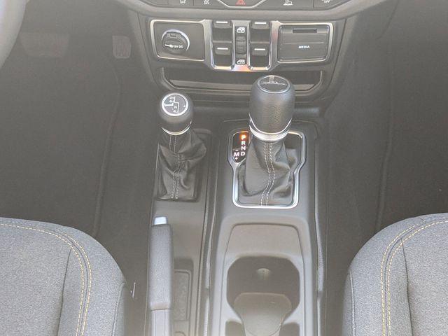 new 2025 Jeep Gladiator car, priced at $45,207