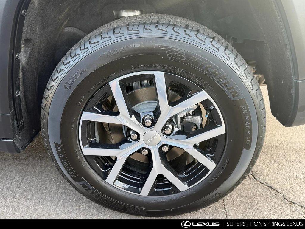 used 2025 Jeep Grand Cherokee car, priced at $40,759