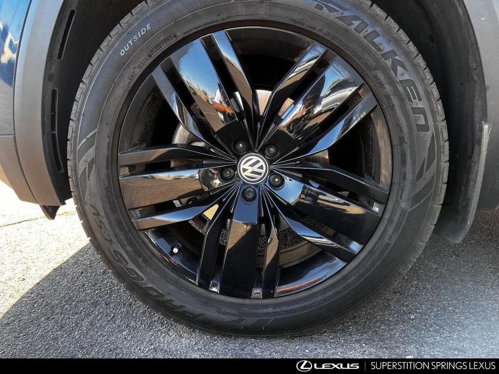 used 2018 Volkswagen Atlas car, priced at $17,541