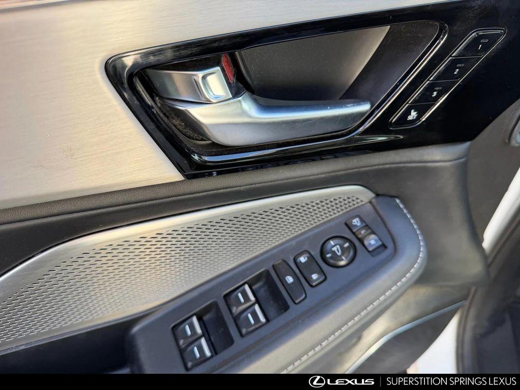 used 2023 Acura MDX car, priced at $36,913