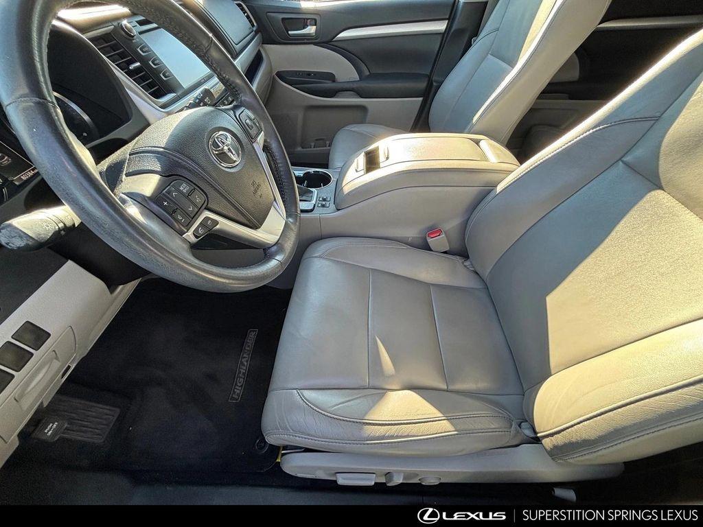 used 2015 Toyota Highlander car, priced at $21,983