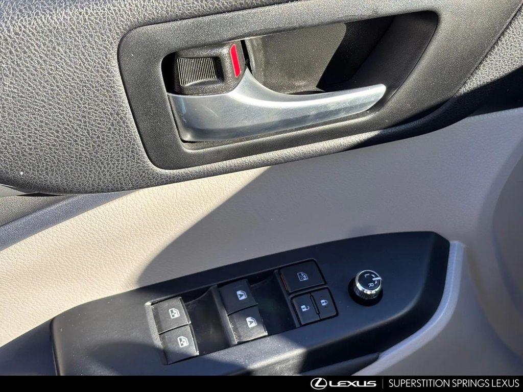 used 2015 Toyota Highlander car, priced at $21,983