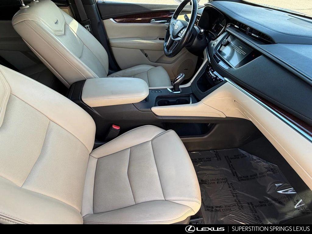 used 2018 Cadillac XT5 car, priced at $15,867