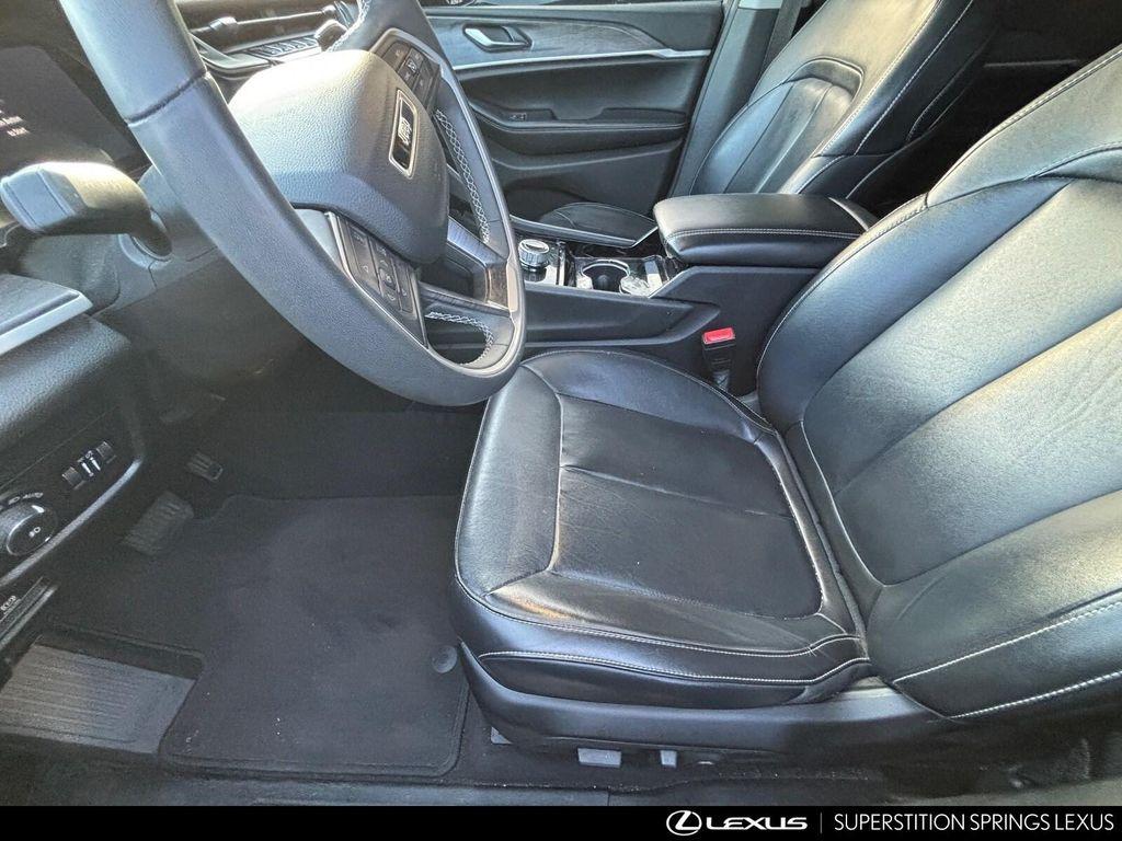 used 2023 Jeep Grand Cherokee car, priced at $25,916