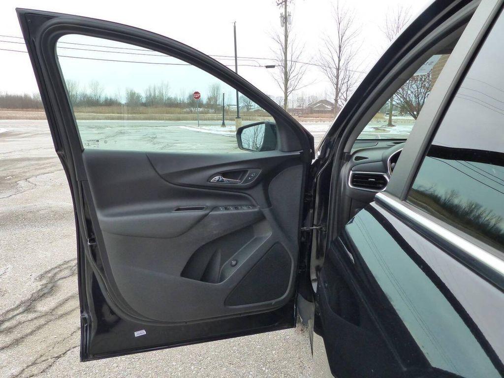 used 2021 Chevrolet Equinox car, priced at $14,995