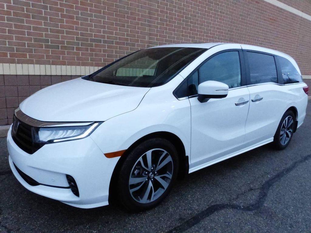 used 2024 Honda Odyssey car, priced at $30,995