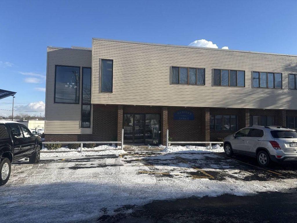 used 2020 Hyundai Elantra car, priced at $9,995