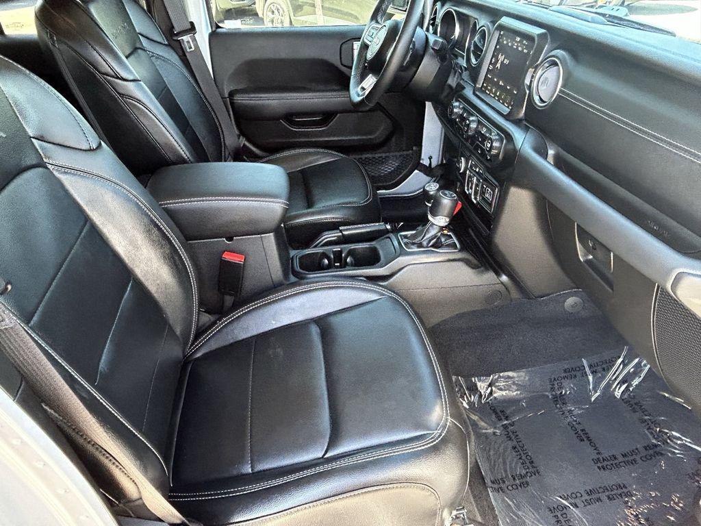 used 2024 Ford F-150 car, priced at $38,914