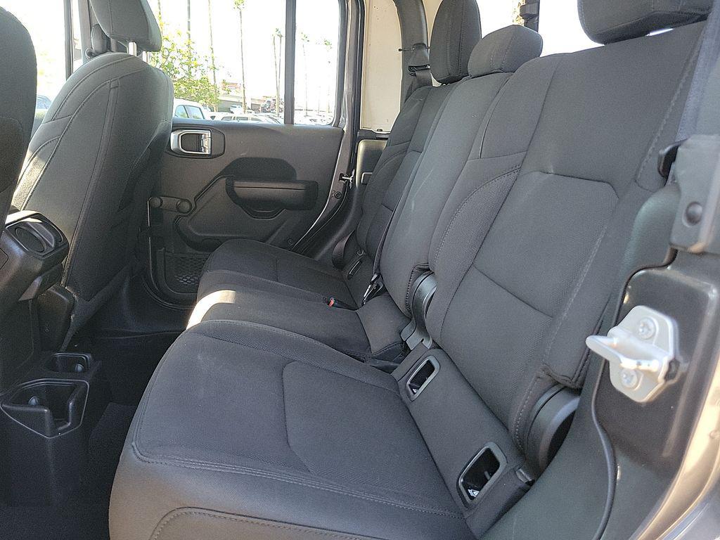 used 2022 Jeep Gladiator car, priced at $23,968