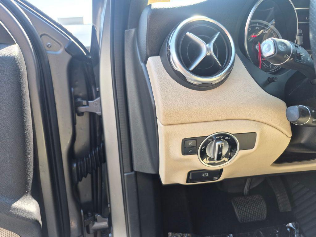 used 2019 Mercedes-Benz GLA 250 car, priced at $11,977