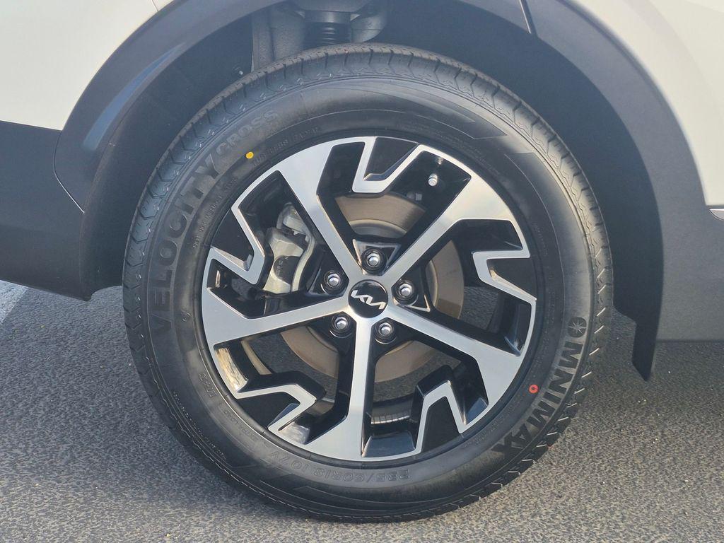 used 2023 Kia Sportage Hybrid car, priced at $25,623