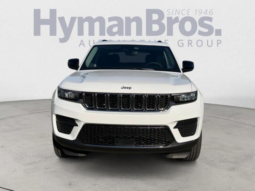 used 2023 Jeep Grand Cherokee car, priced at $32,995