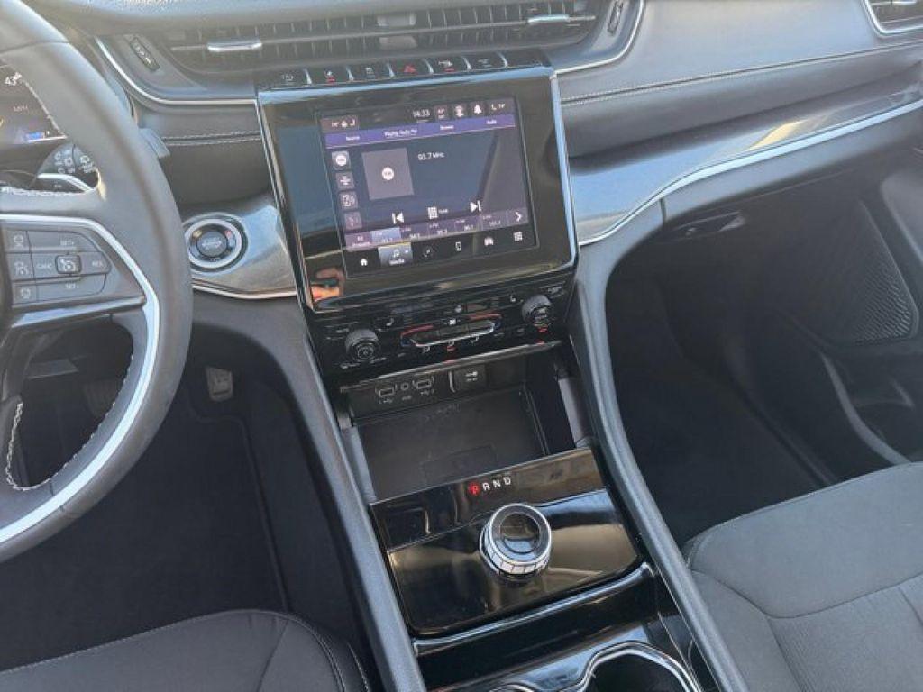 used 2023 Jeep Grand Cherokee car, priced at $32,995