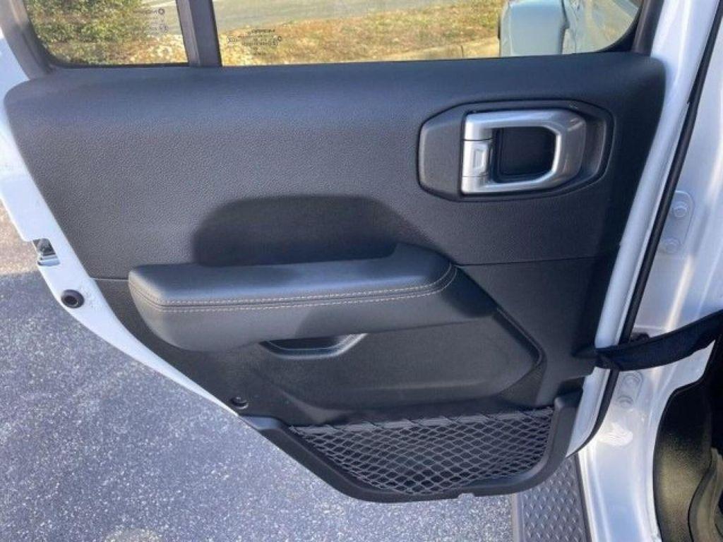 used 2021 Jeep Gladiator car, priced at $35,995