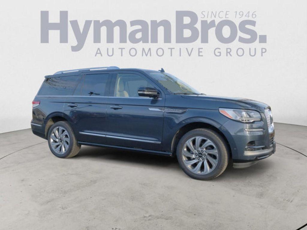 used 2024 Lincoln Navigator car, priced at $75,995