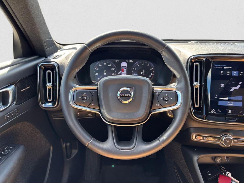 used 2019 Volvo XC40 car, priced at $25,995