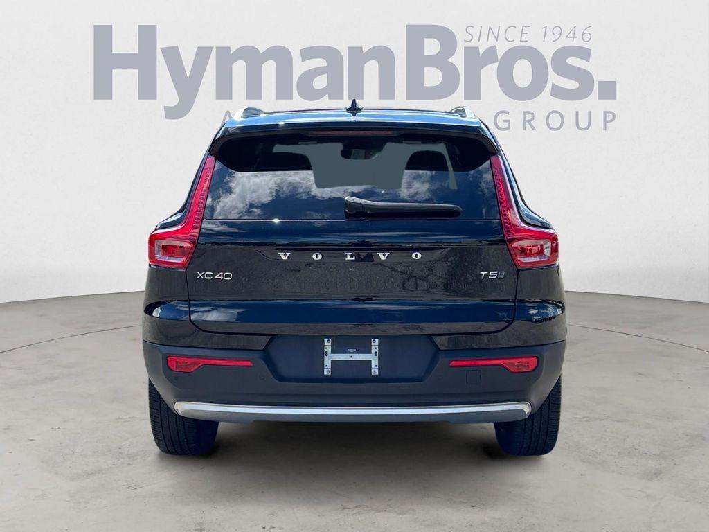 used 2019 Volvo XC40 car, priced at $25,995