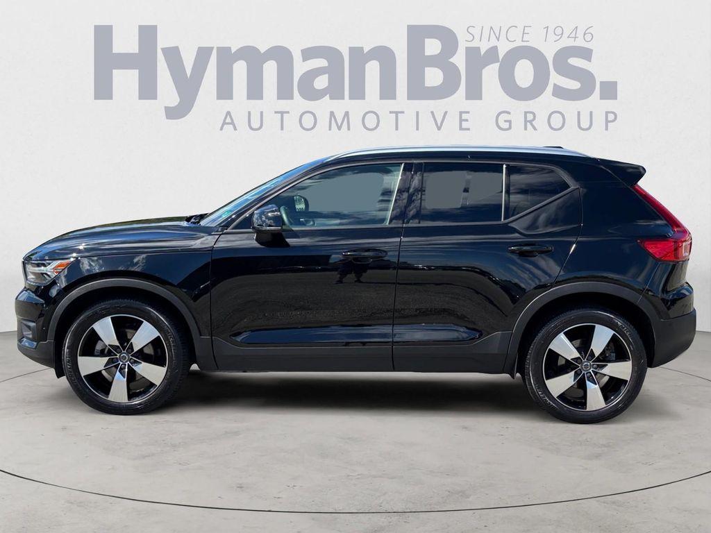 used 2019 Volvo XC40 car, priced at $25,995