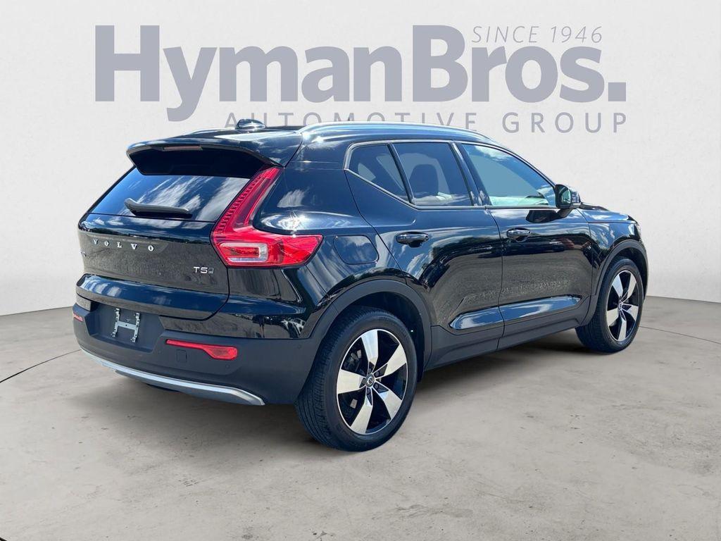 used 2019 Volvo XC40 car, priced at $25,995