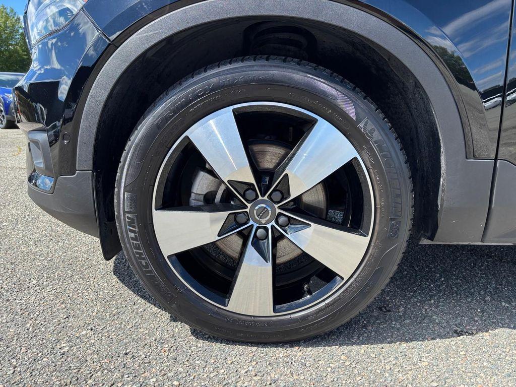 used 2019 Volvo XC40 car, priced at $25,995