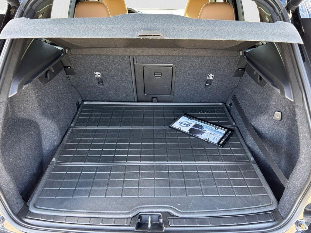 used 2019 Volvo XC40 car, priced at $25,995