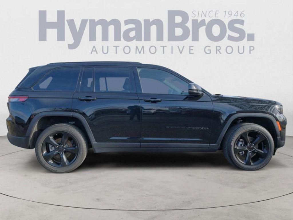 used 2023 Jeep Grand Cherokee car, priced at $33,995