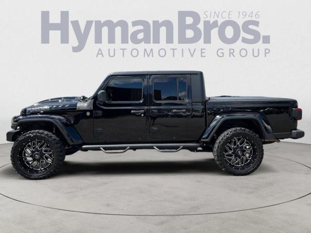 used 2021 Jeep Gladiator car, priced at $31,995