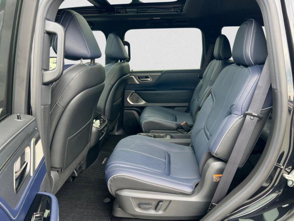 new 2026 INFINITI QX80 car, priced at $92,055