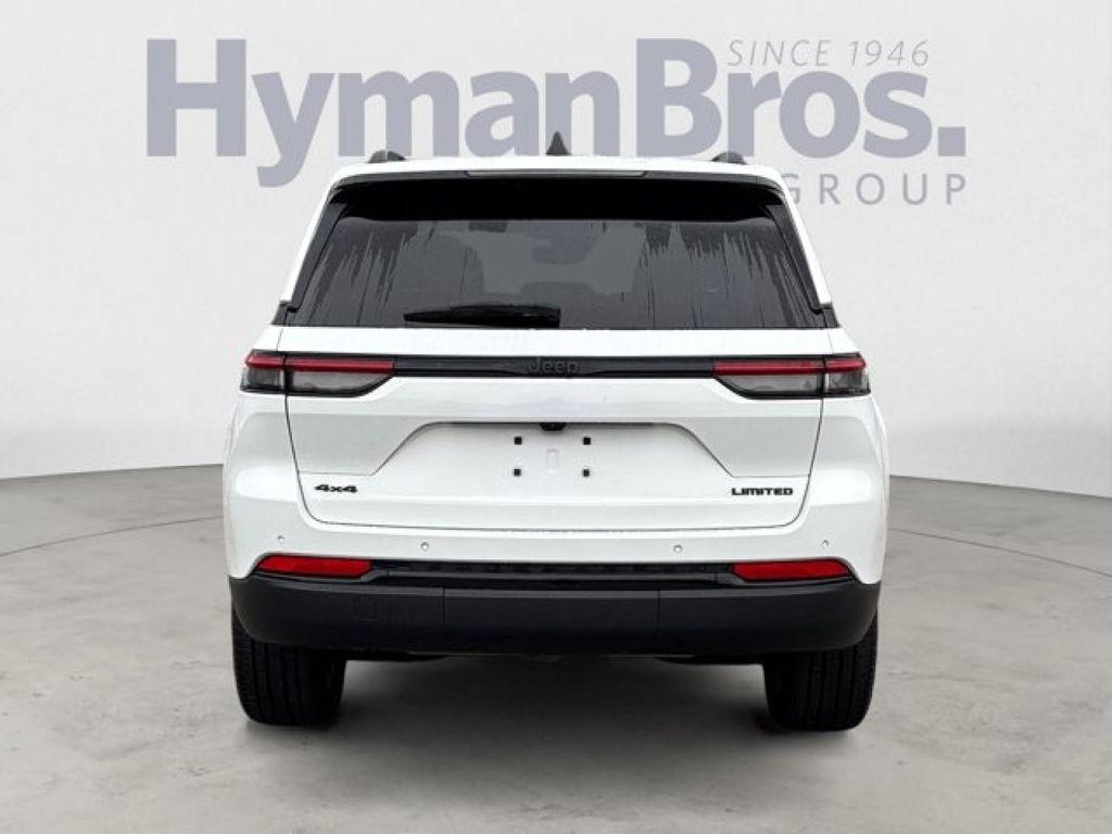 used 2024 Jeep Grand Cherokee car, priced at $38,995