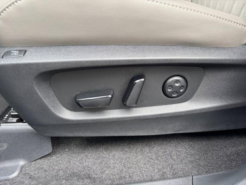 new 2026 INFINITI QX60 car, priced at $62,047