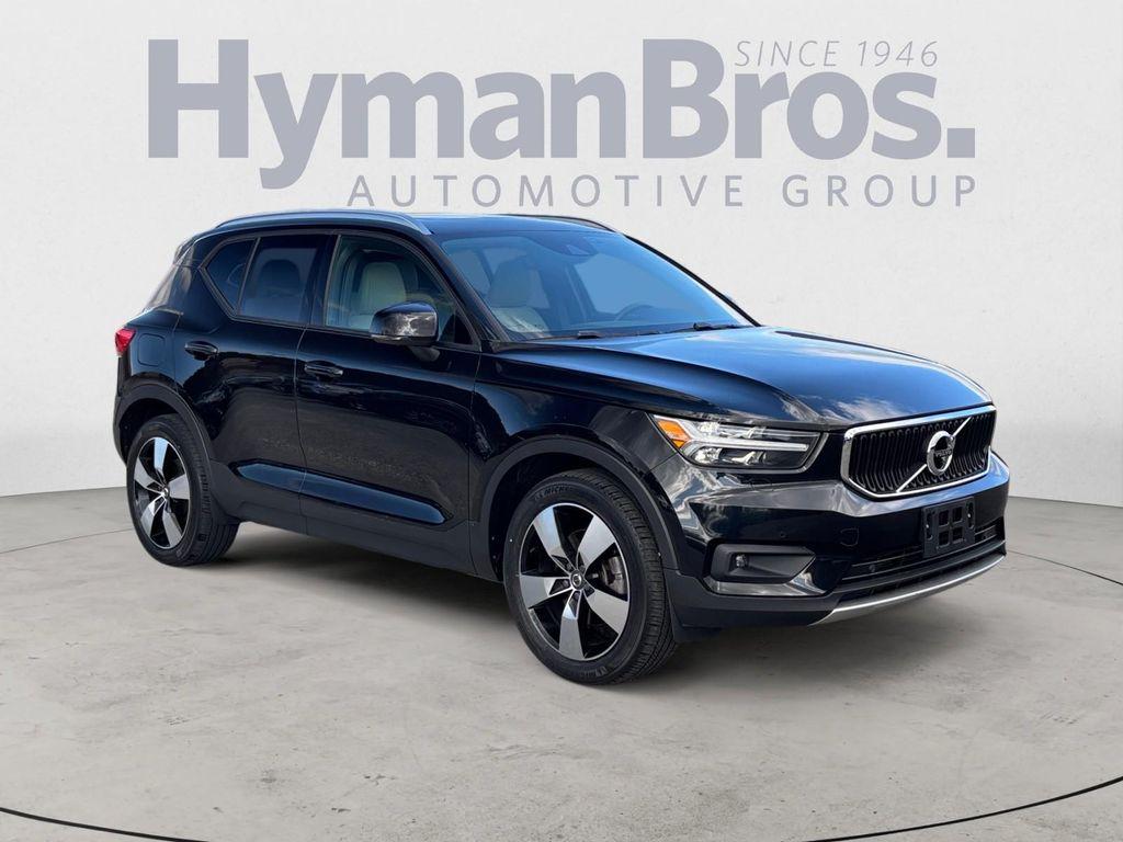 used 2021 Volvo XC40 car, priced at $27,995