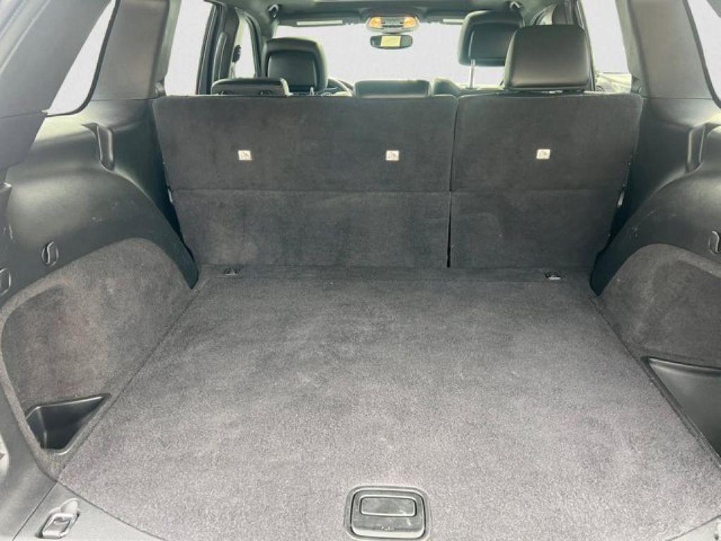 used 2021 Jeep Grand Cherokee car, priced at $30,995