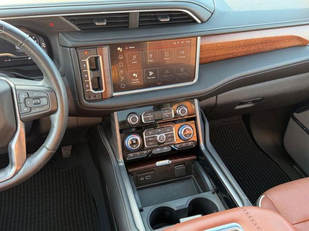 used 2023 GMC Yukon XL car, priced at $76,995